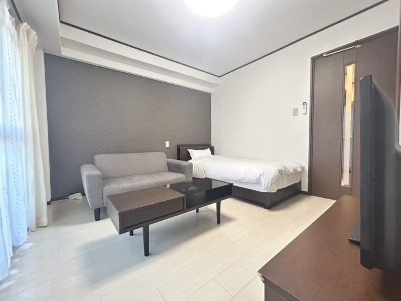 アスール江坂 307号室